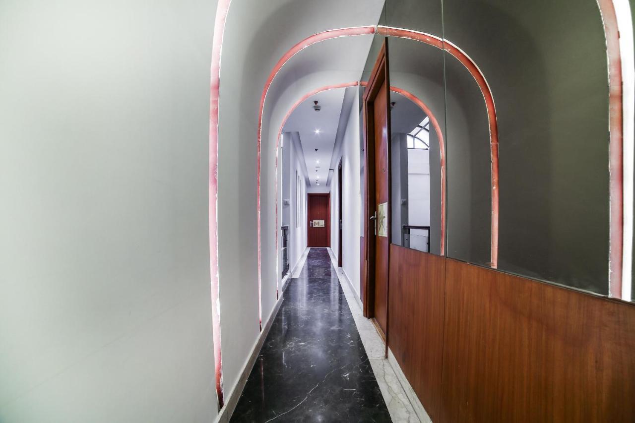 Collection O Motif South City 1 Near Appu Ghar Gurgaon Exterior photo