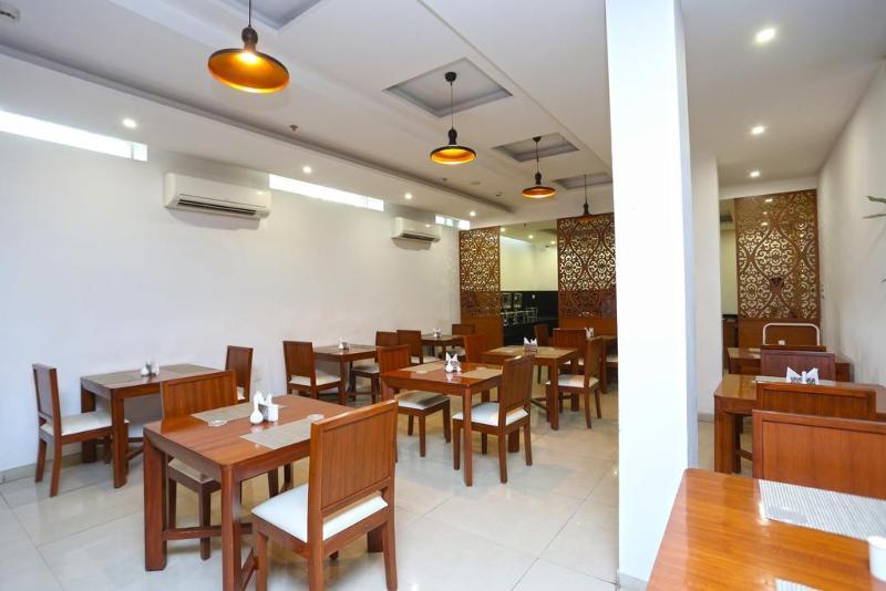 Collection O Motif South City 1 Near Appu Ghar Gurgaon Exterior photo